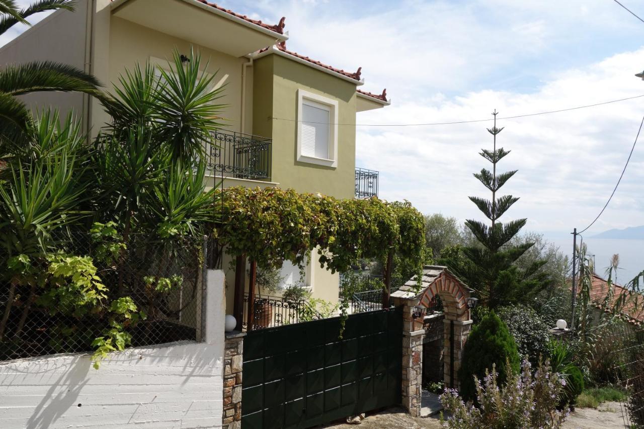 Beach Front House With View Marathos  Exteriör bild