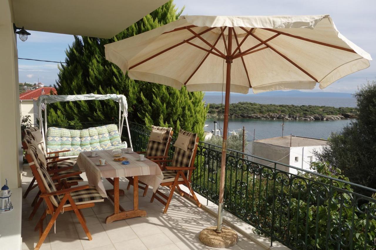 Beach Front House With View Marathos  Exteriör bild
