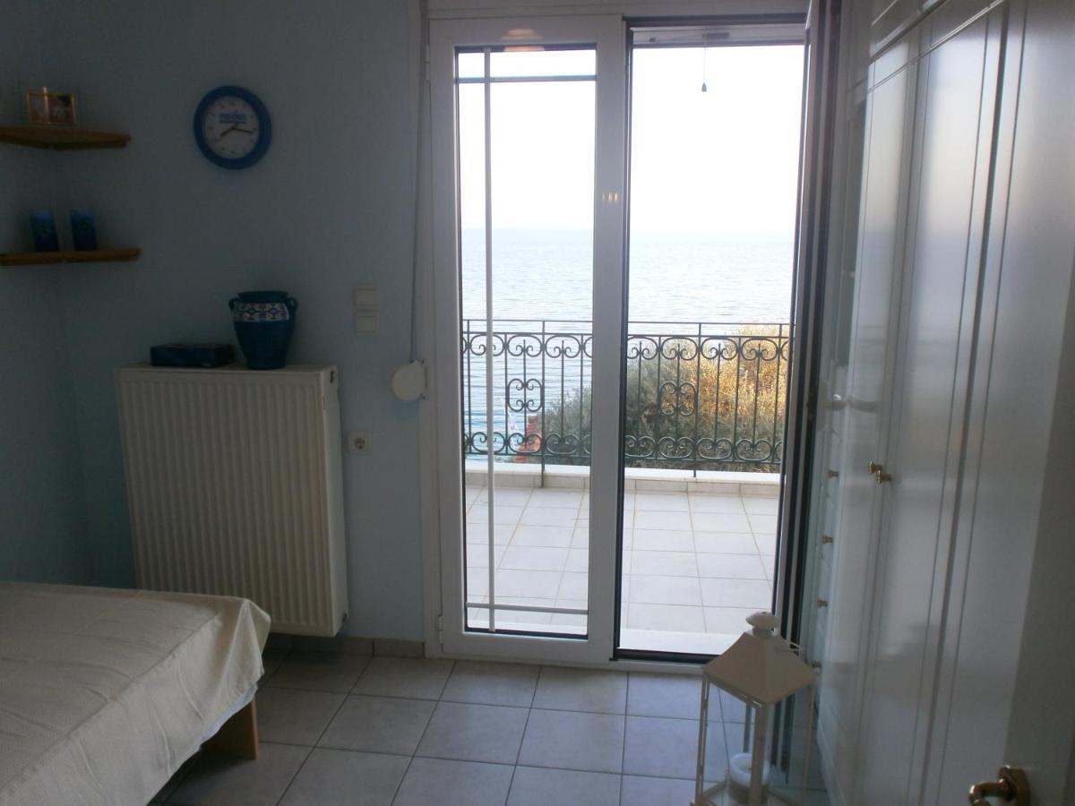 Beach Front House With View Marathos  Exteriör bild